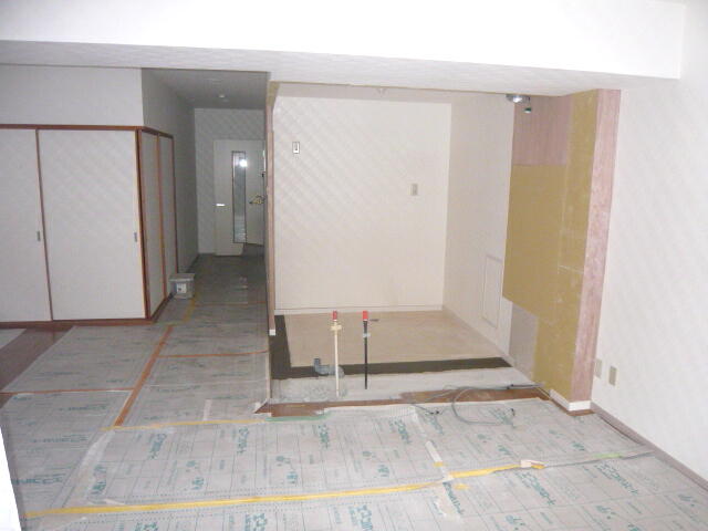 キッチンと合わせて収納もご提案